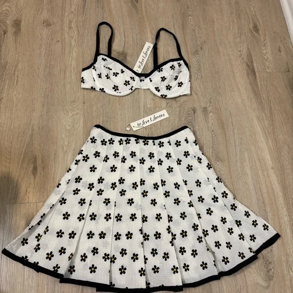 NWT For Love & Lemons Brenda Floral Daisy Bra Top and Skirt Size XS - Picture 4 of 8